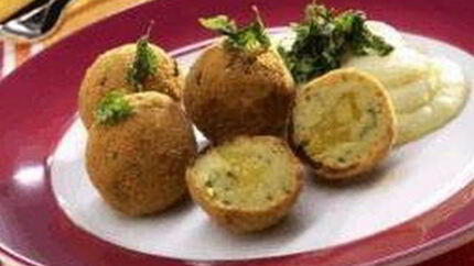 Рыбные фрикадельки с манговой начинкой