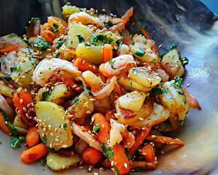 Картофель по-азиатски с креветками