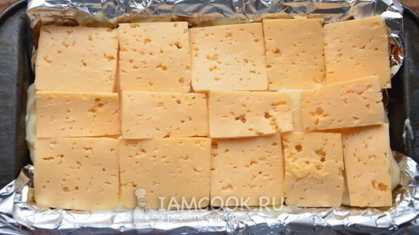 картошка с курицей, сыром и майонезом в духовке