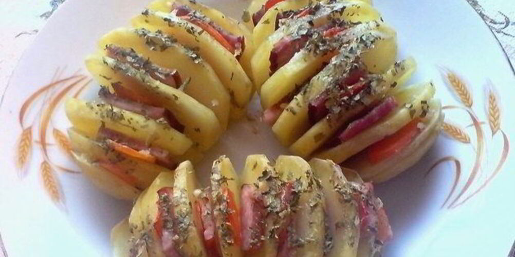 Рецепт картошки с ветчиной в духовке