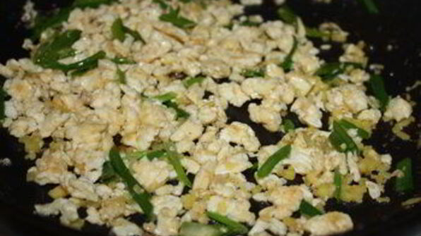 китайский жареный рис с курицей