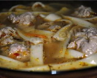 Лапша с фрикадельками