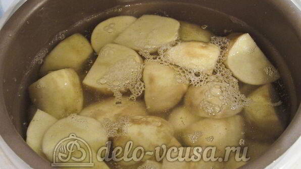 молодой картофель в мультиварке