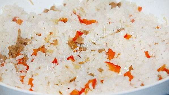 рис с грибами