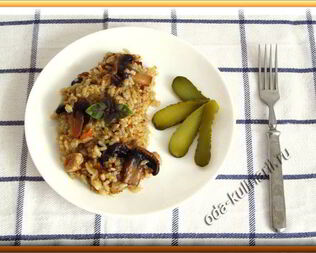 Рис с курицей и шампиньонами