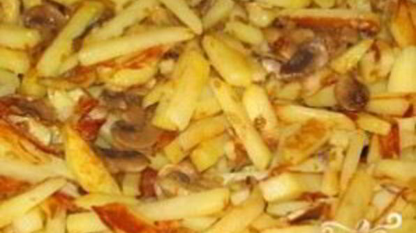 жареная картошка с шампиньонами
