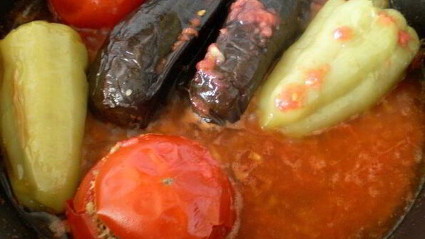 бадымджан, бибяр, помидор долмасы