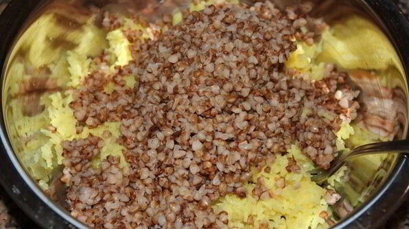 голубцы с отрубями, гречей и горгонзолой