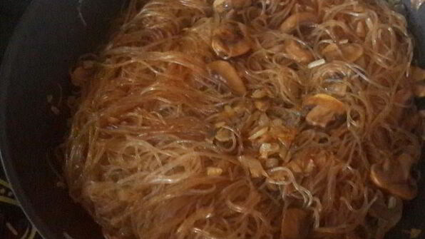 грибная лапша по-шанхайски