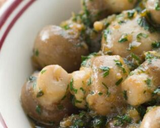 Грибы с чесноком