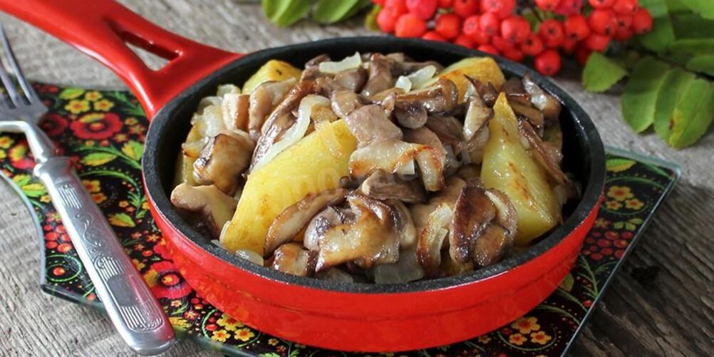 Рецепт маслят жареных с картошкой