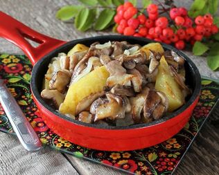 Маслята жареные с картошкой