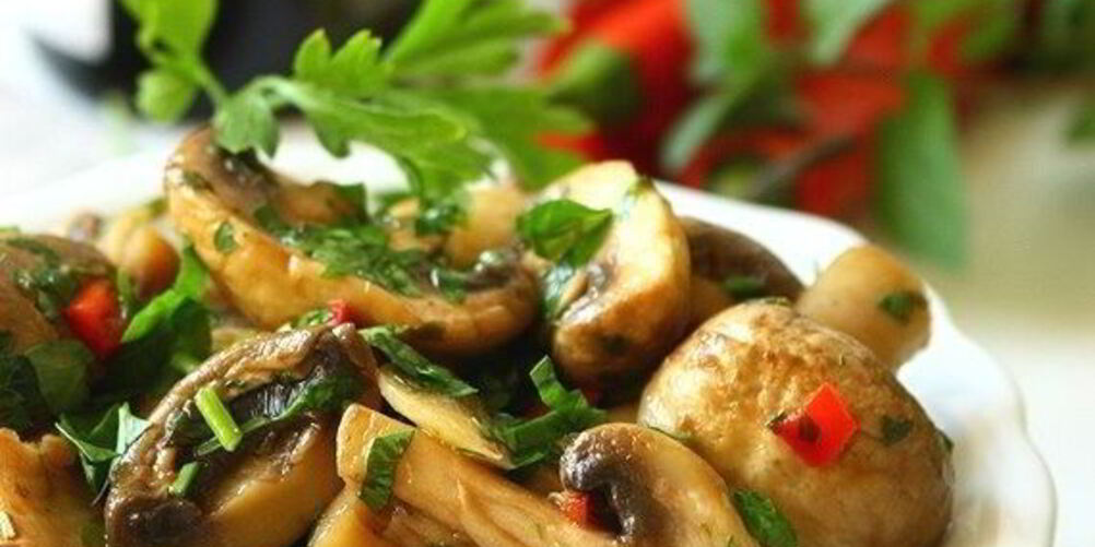 Рецепт пикантных шампиньонов