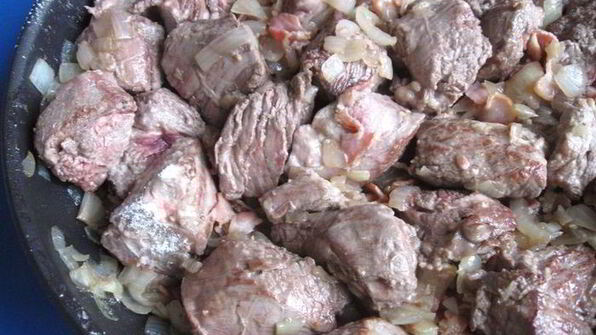 говяжий гуляш по-фламандски