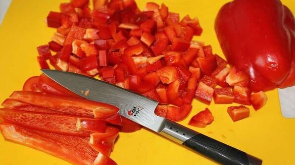 говяжий гуляш с чипетками