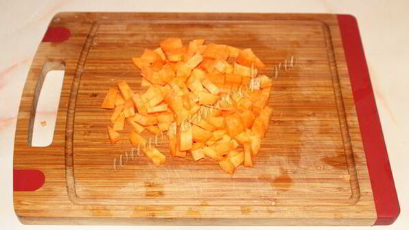 гуляш из говядины с подливкой