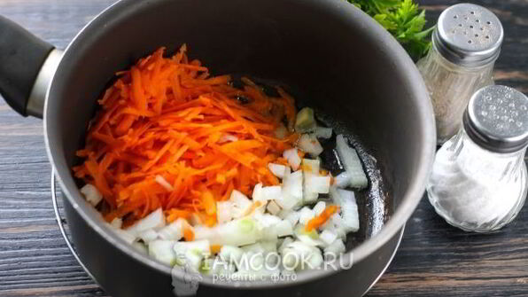 гуляш из куриных желудков