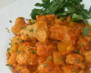 Гуляш куриный