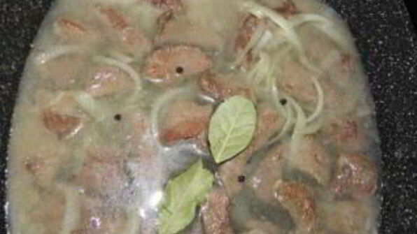 гуляш со сливками