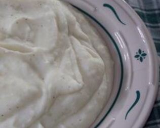 Картофельное пюре с Пармезаном и чесноком