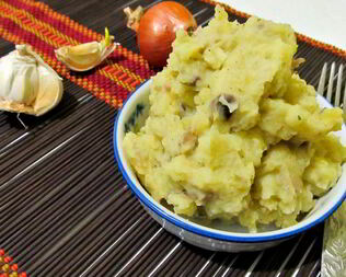 Картофельное пюре с шампиньонами