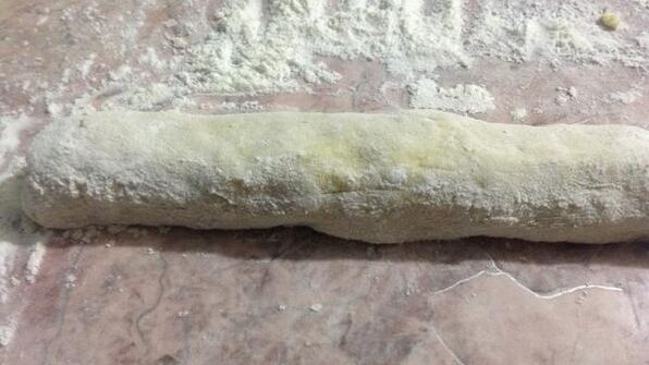 картофельные ньокки с соусом из горгонзолы