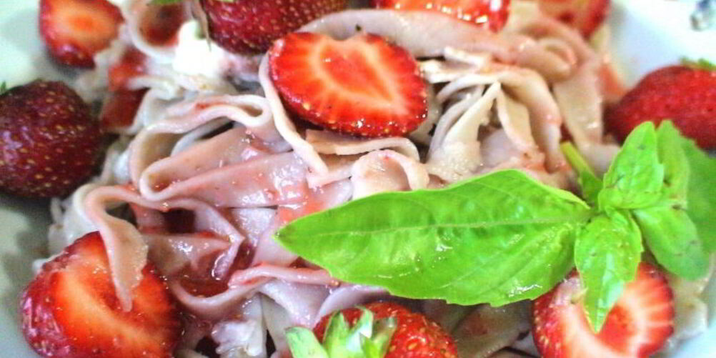 Рецепт клубничной лапши