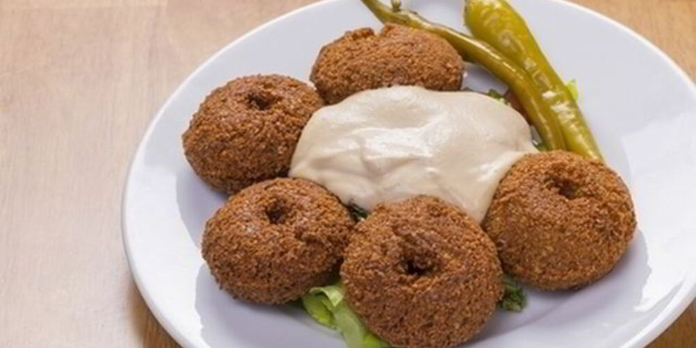 Рецепт фалафелей с йогуртовым соусом