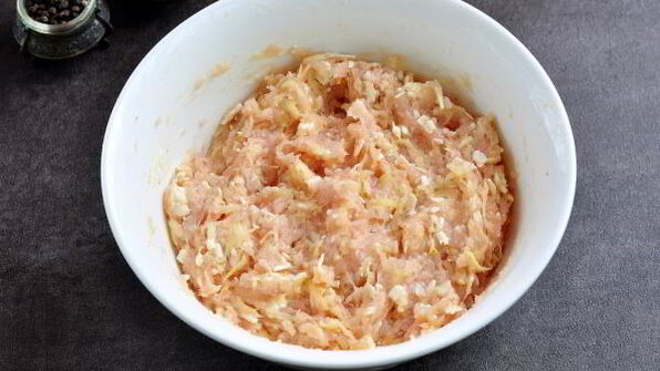 котлеты из куриного фарша в духовке