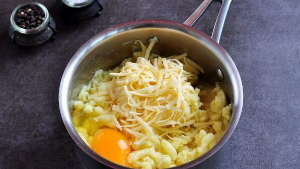 котлеты картофельные с сыром