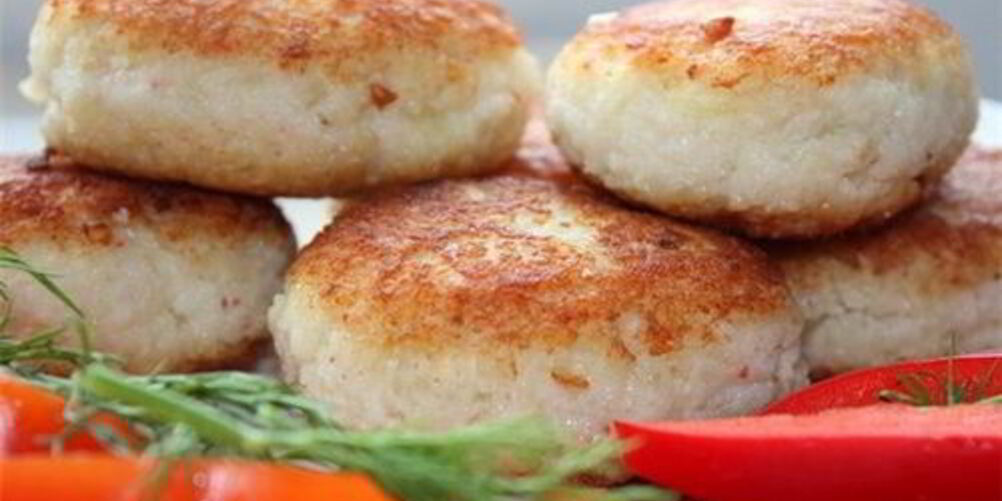 Рецепт рыбных котлет с манкой