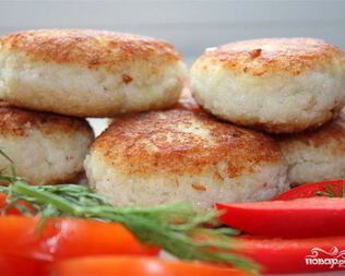 Рыбные котлеты с манкой