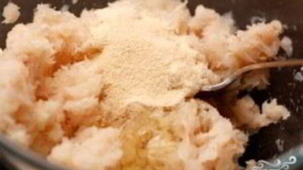 рыбные котлеты с манкой