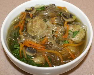 Лапша по-тайски со свининой