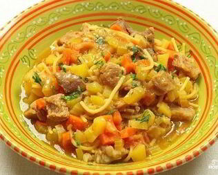 Лапша с говядиной и овощами