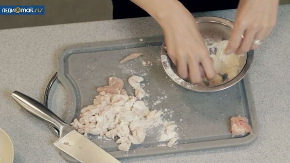 лапша с курицей и овощами