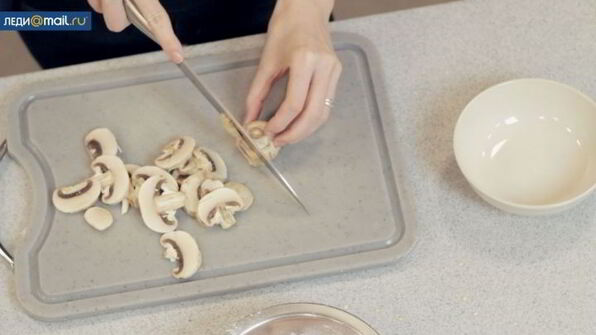 лапша с курицей и овощами