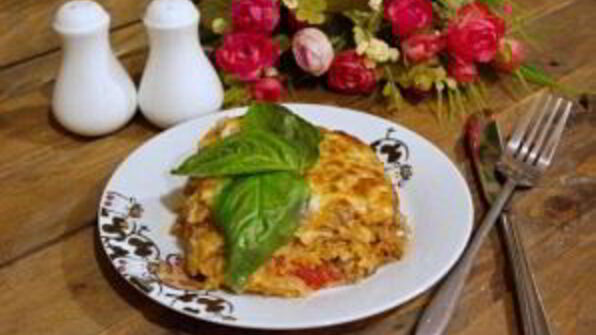 лазанья под соусом болоньезе