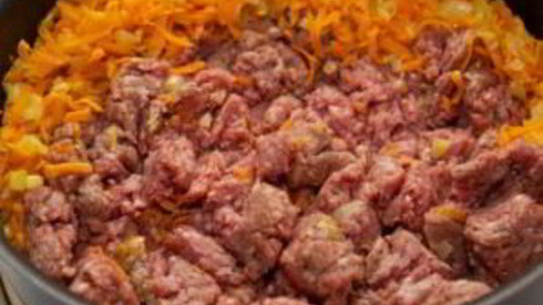 лазанья с фаршем и овощами