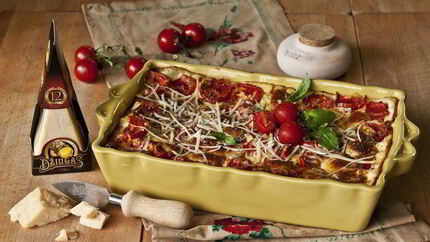 Лазанья с томатами, телятиной и сыром Джюгас