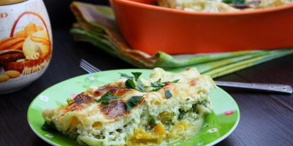 Рецепт лазаний с тыквой и шпинатом под соусом из рикотты