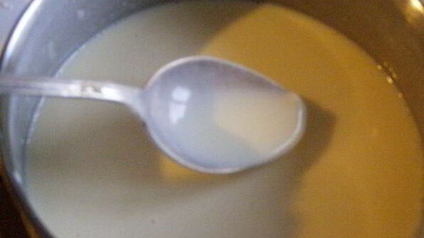 лазанья со шпинатом, рикоттой и кедровыми орешками