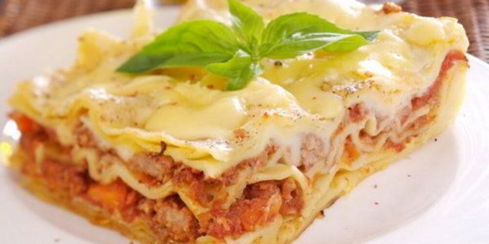 Рецепт мясной лазанья под белым соусом