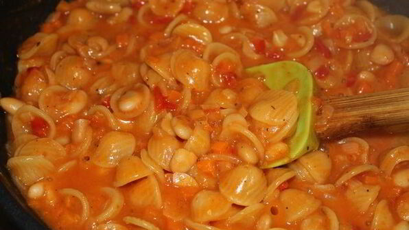 паста орекьетти с фасолью алла романо