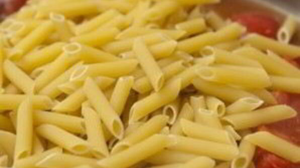 паста с беконом и помидорами