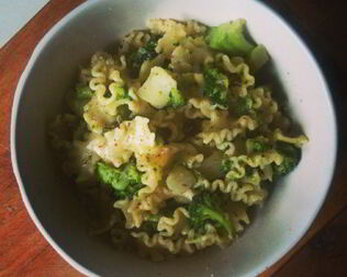 Паста с брокколи и песто