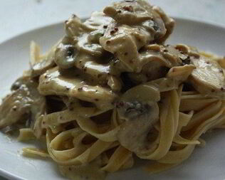 Паста с индейкой и шампиньонами