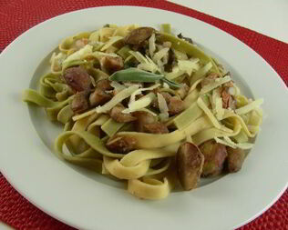 Паста с каштанами, грибами и шалфеем