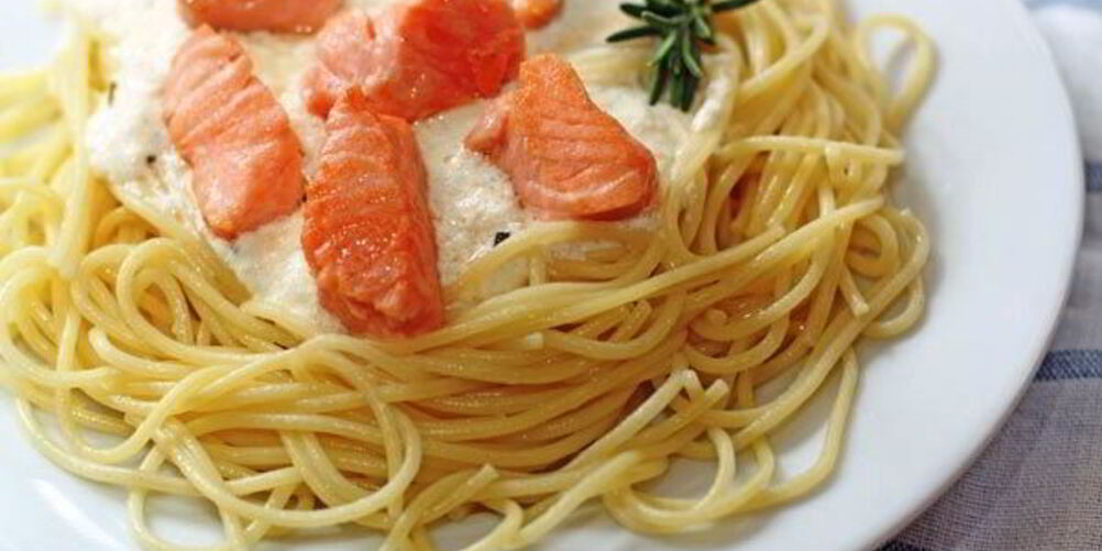 Рецепт пасты с лососем и сыром