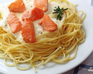 Паста с лососем и сыром